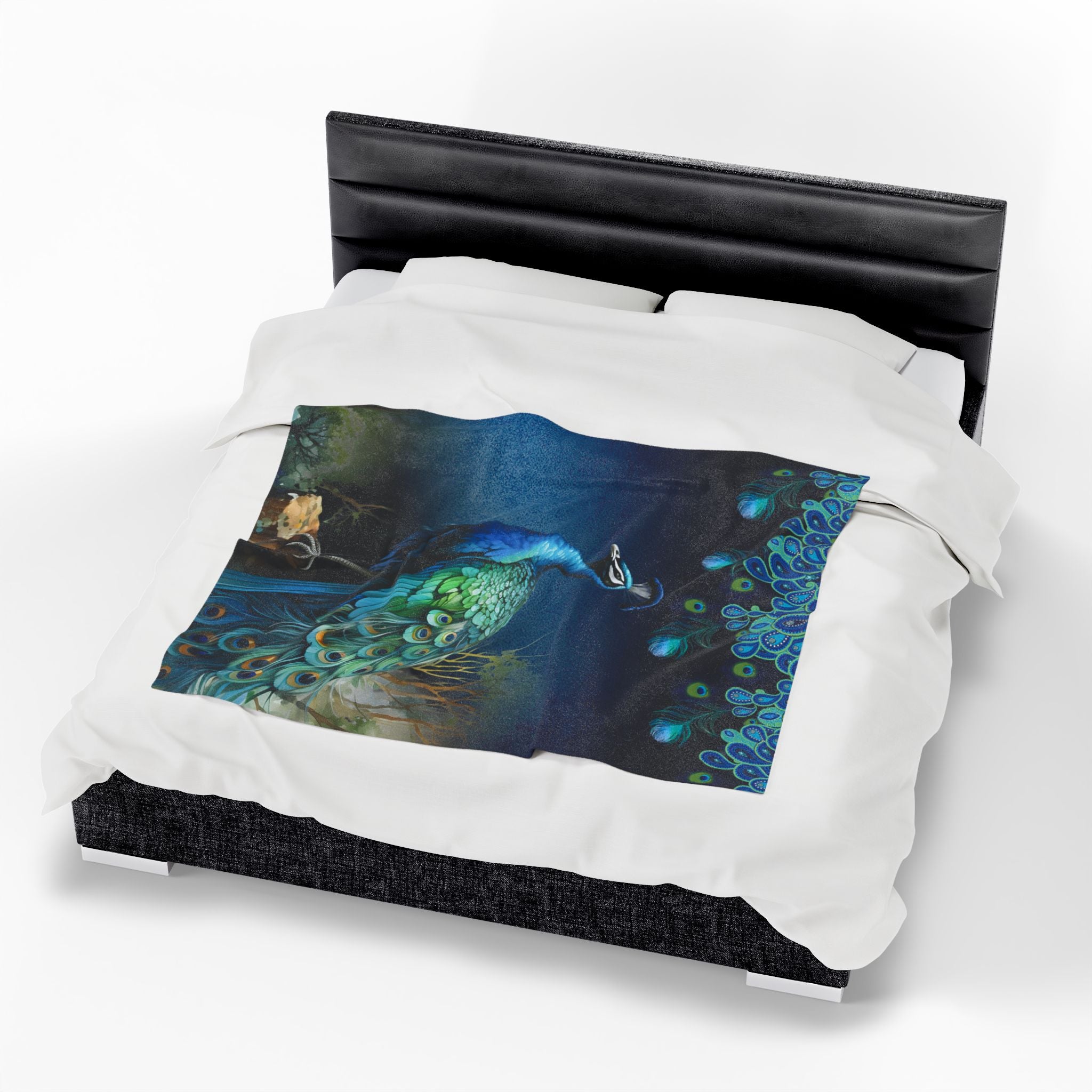 Peacock Velveteen Plush Blanket – Luxe Blue Peacock Wildlife Throw